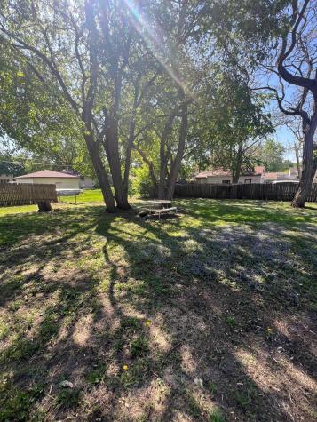 1426 Frost Avenue Maplewood MN 55109
