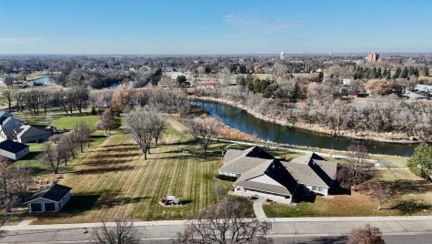 521 Oak Street Breckenridge MN 56520