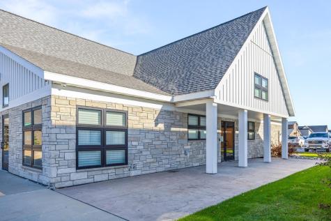 3220 Oak Ridge Loop E West Fargo ND 58078