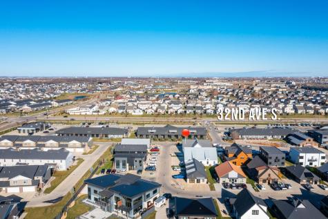3220 Oak Ridge Loop E West Fargo ND 58078