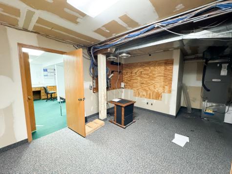 110 - 112 E Lincoln Avenue Fergus Falls MN 56537