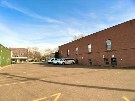1079 Rice Street Saint Paul MN 55117
