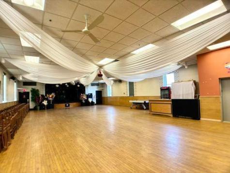1079 Rice Street Saint Paul MN 55117