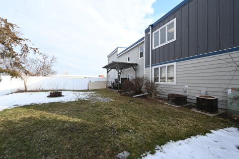 206 Scott Street S Shakopee MN 55379