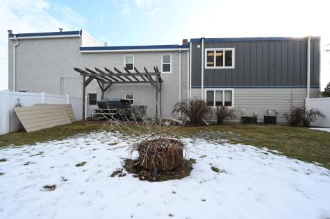 206 Scott Street S Shakopee MN 55379