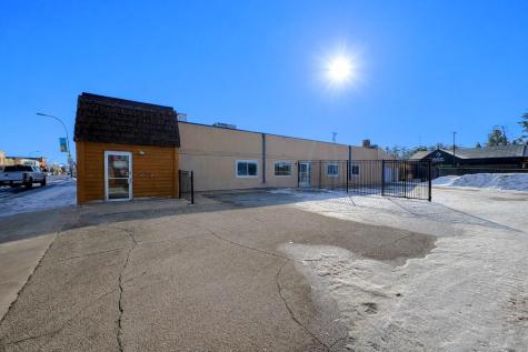 603 Minnesota Avenue W Walker MN 56484
