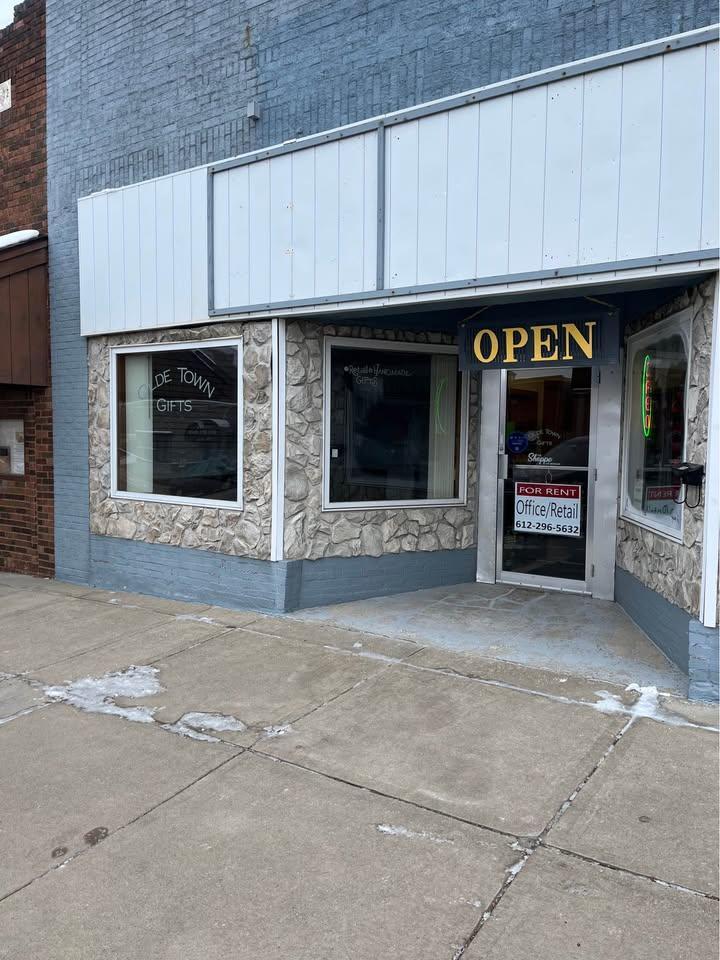 215 N Meridian Street Belle Plaine MN 56011