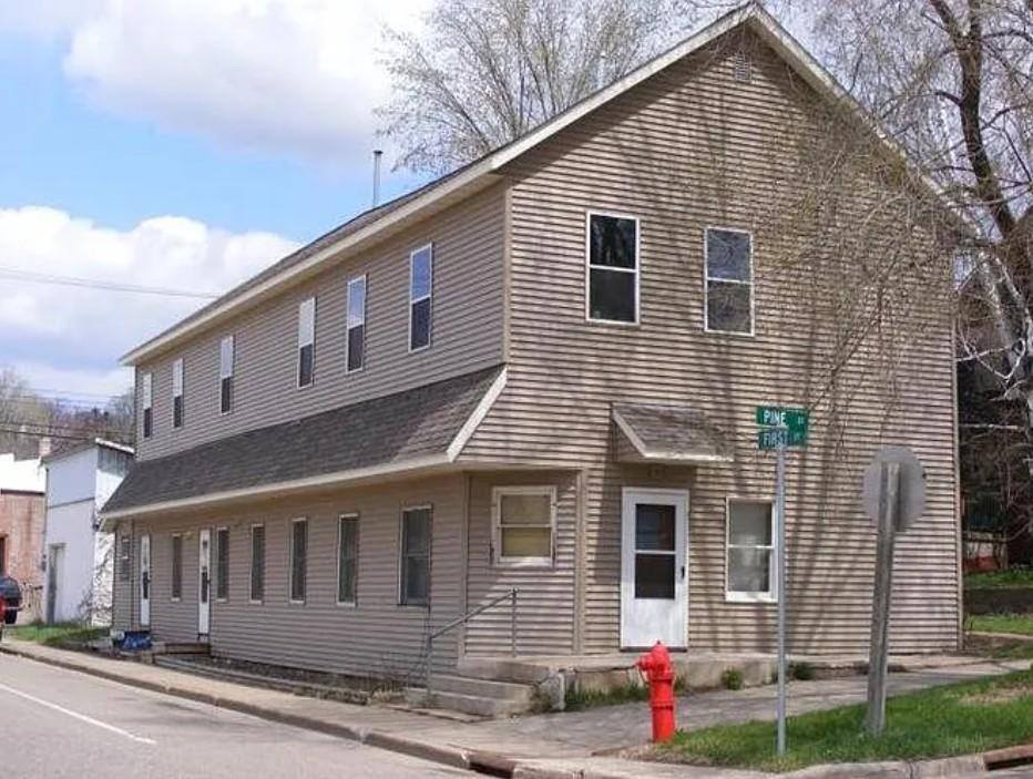 104 Pine Street Glenwood City WI 54013