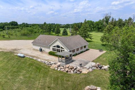 3700 11th Place NE Austin MN 55912