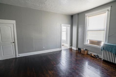 883 Payne Avenue Saint Paul MN 55130