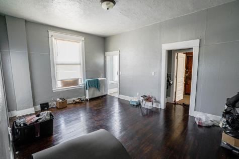 883 Payne Avenue Saint Paul MN 55130