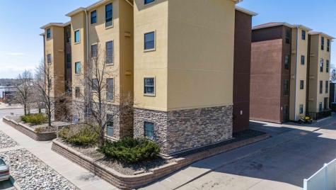 1022 W Villard Street Dickinson ND 58601