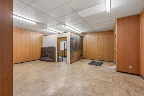 5201 Lakeland Avenue N Crystal MN 55429