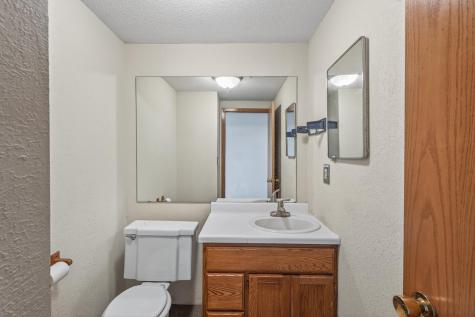 5201 Lakeland Avenue N Crystal MN 55429