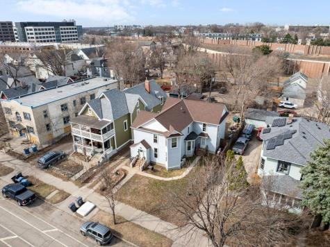 2524 Portland Avenue Minneapolis MN 55404