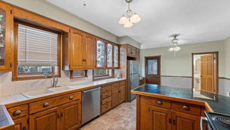 215 S 5th Street Montevideo MN 56265