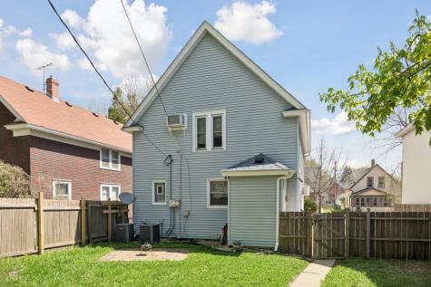 49 Manitoba Avenue Saint Paul MN 55117