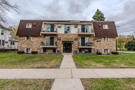 320 6th Street S Moorhead MN 56560