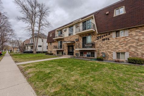 320 6th Street S Moorhead MN 56560