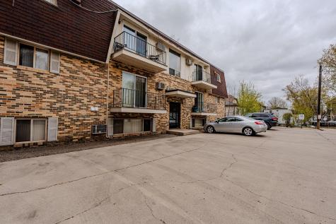 320 6th Street S Moorhead MN 56560