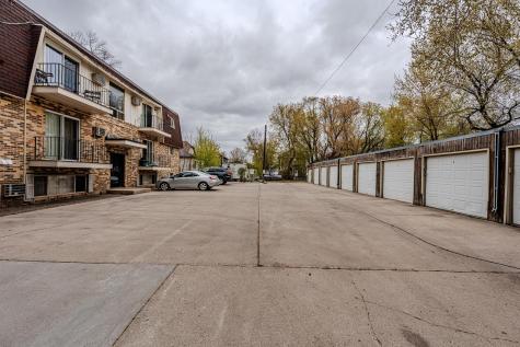 320 6th Street S Moorhead MN 56560