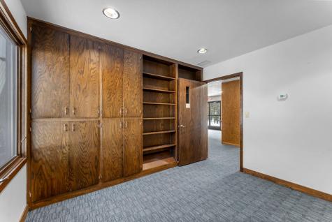1155 Joy Circle SW Cambridge MN 55008