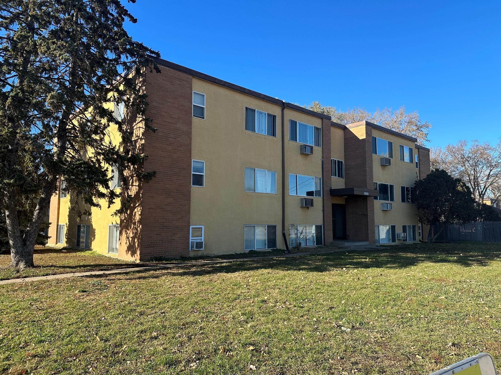 5950 E River Road Fridley MN 55432