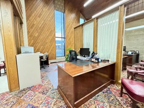 128 E Washington Avenue Fergus Falls MN 56537