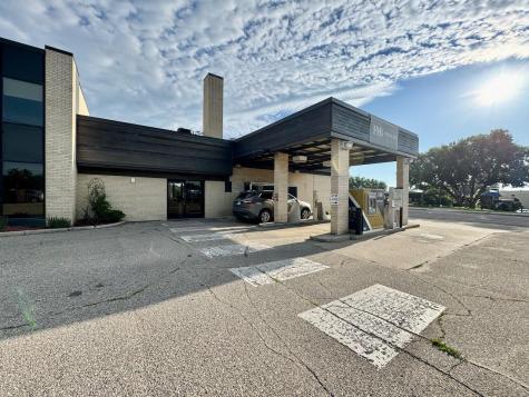 128 E Washington Avenue Fergus Falls MN 56537