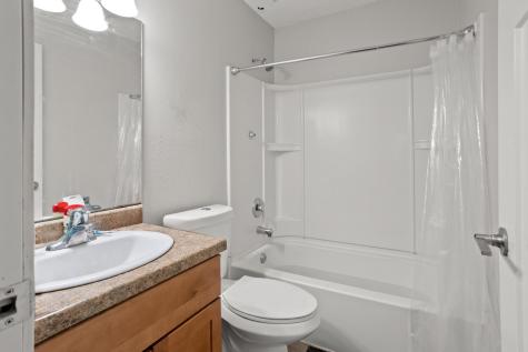 3002 7 1/2 Avenue N Fargo ND 58102