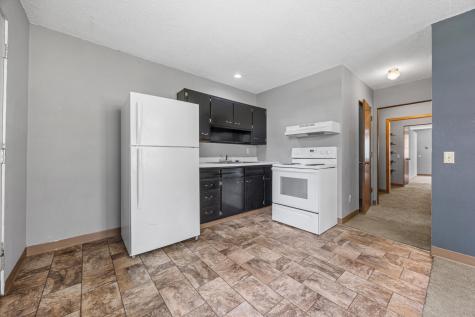 512 2nd Street NW Lamoure ND 58458