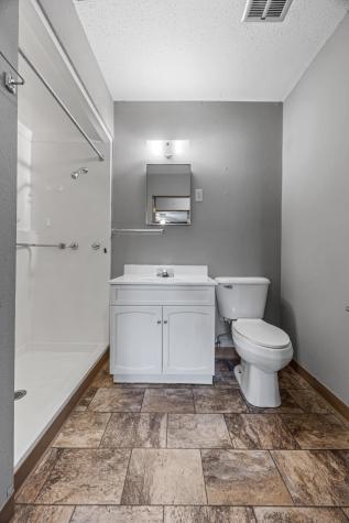 512 2nd Street NW Lamoure ND 58458