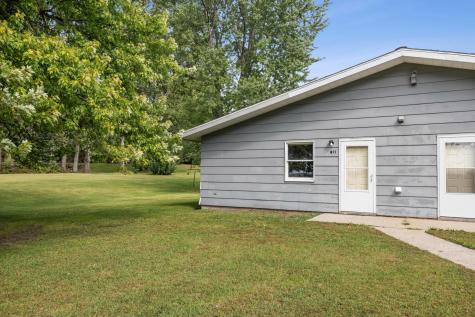 512 2nd Street NW Lamoure ND 58458