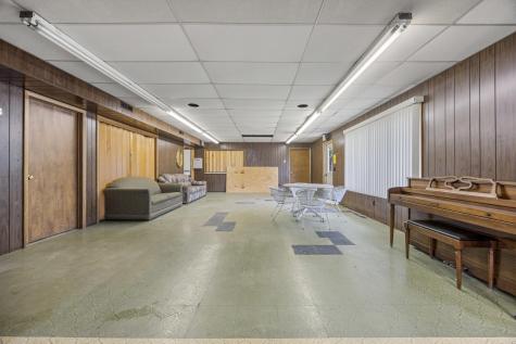 512 2nd Street NW Lamoure ND 58458