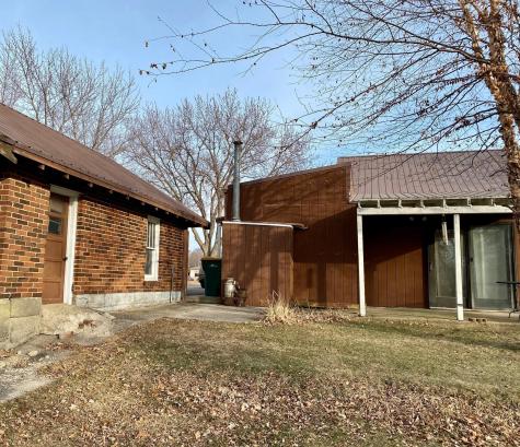 570 2nd Avenue N Windom MN 56101