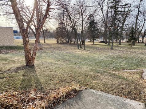 570 2nd Avenue N Windom MN 56101