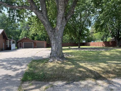 570 2nd Avenue N Windom MN 56101
