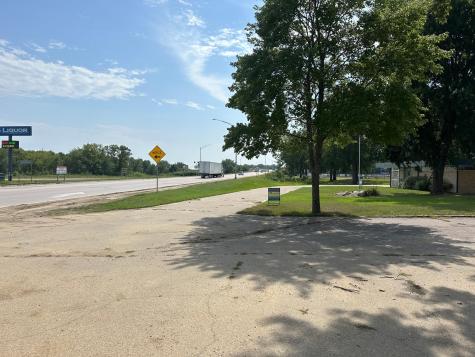 570 2nd Avenue N Windom MN 56101