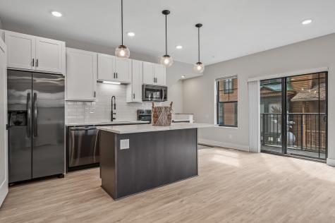 2413 1st Avenue S Minneapolis MN 55404
