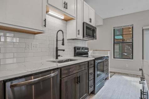 2413 1st Avenue S Minneapolis MN 55404