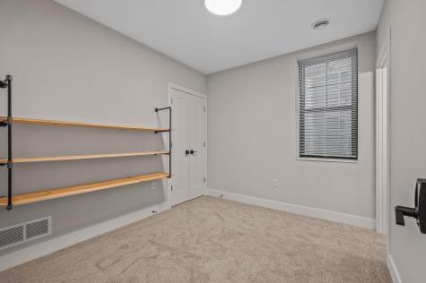 2413 1st Avenue S Minneapolis MN 55404