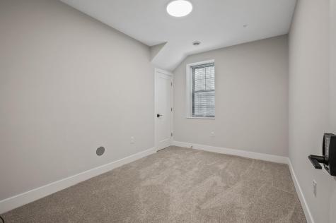 2413 1st Avenue S Minneapolis MN 55404