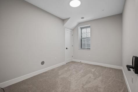 2413 1st Avenue S Minneapolis MN 55404