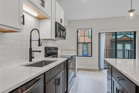 2413 1st Avenue S Minneapolis MN 55404