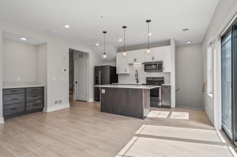 2413 1st Avenue S Minneapolis MN 55404