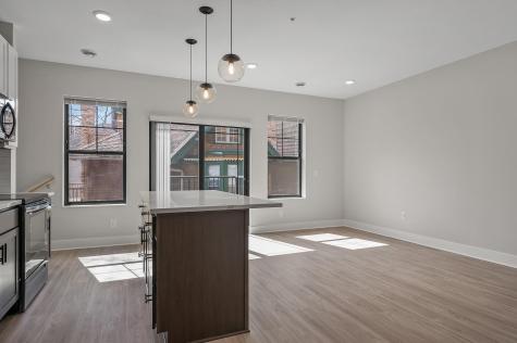 2413 1st Avenue S Minneapolis MN 55404