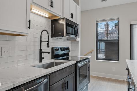 2413 1st Avenue S Minneapolis MN 55404