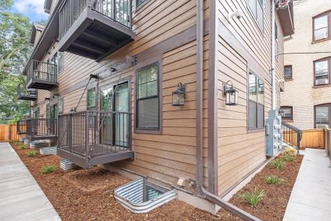 2413 1st Avenue S Minneapolis MN 55404
