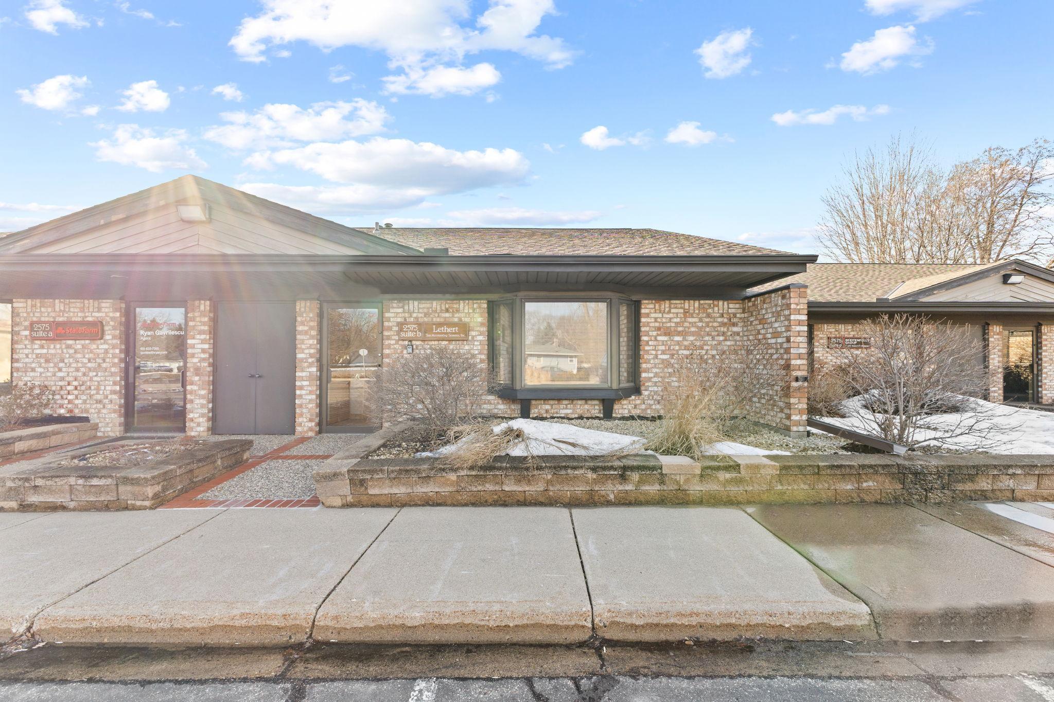 2575 Hamline Avenue N Roseville MN 55113
