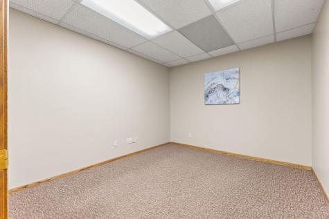 2575 Hamline Avenue N Roseville MN 55113